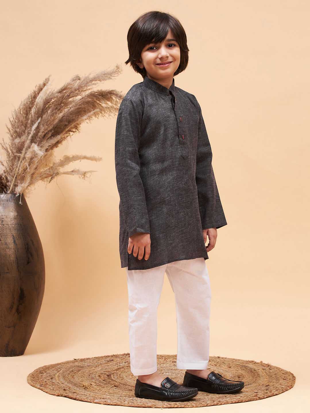 Vastramay boys black and white cotton blend kurta pyjama set