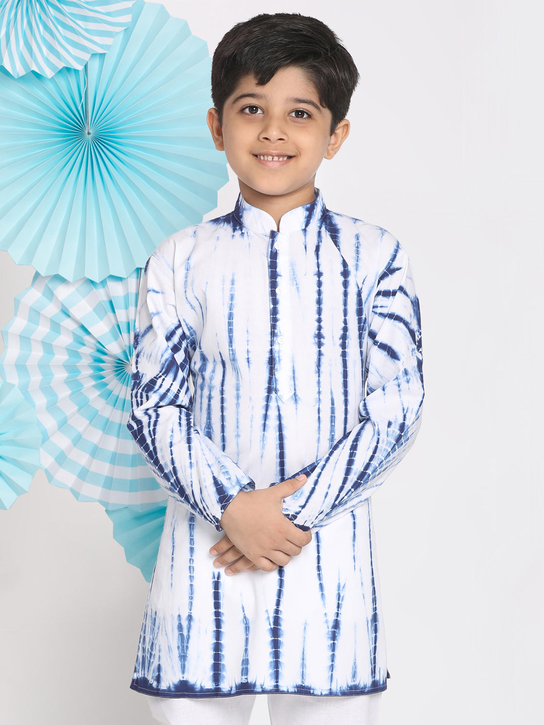 Vastramay boys blue and white tie dye kurta