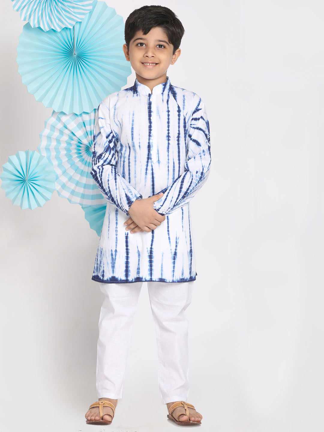 Vastramay boys blue and white tie dye kurta