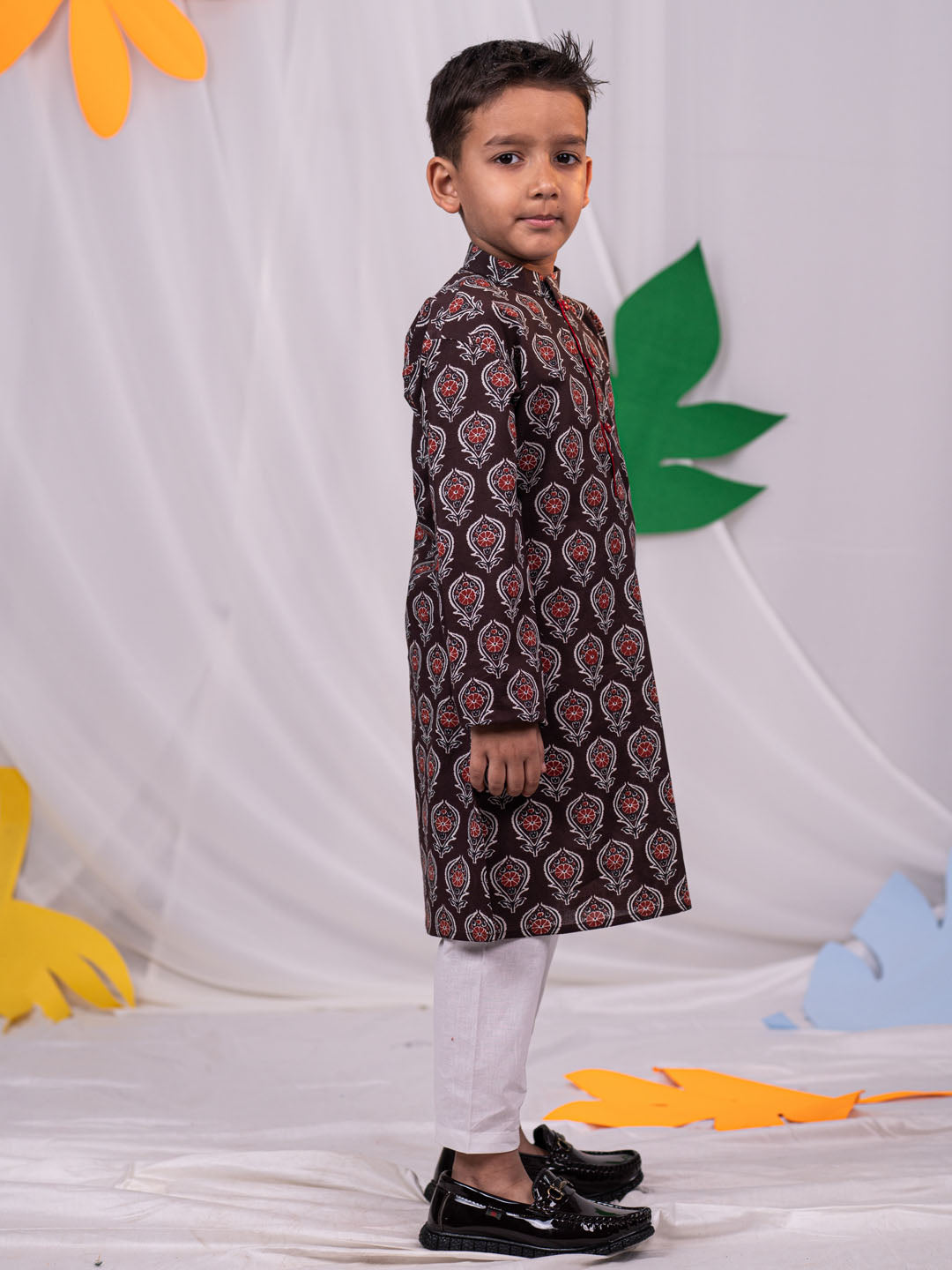 VASTRAMAY Boys' Brown Printed Kurta Pyjama Set