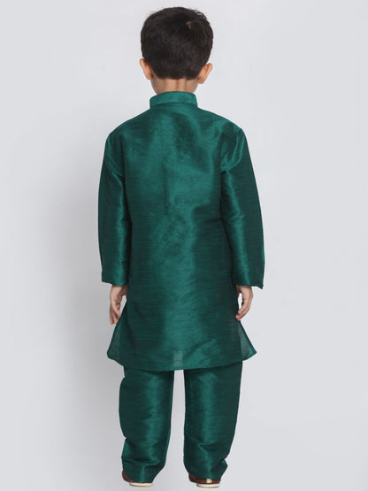 Vastramay Boys' Green Cotton Silk Blend Kurta and Pyjama Set