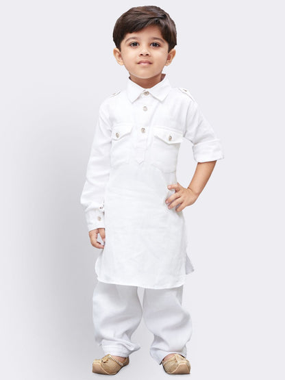 Vastramay  Boys' White Cotton Pathani