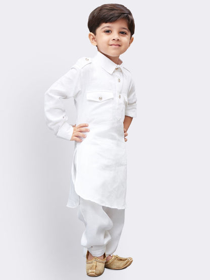 Vastramay  Boys' White Cotton Pathani