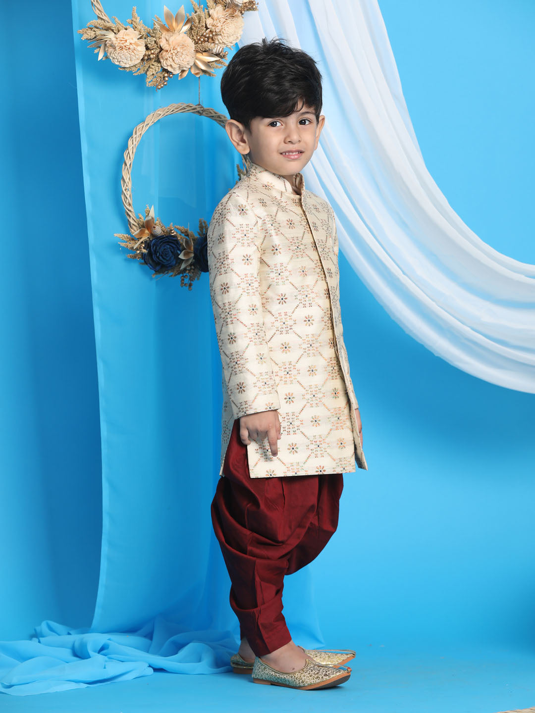 Vastramay boys gold and maroon color sherwani set