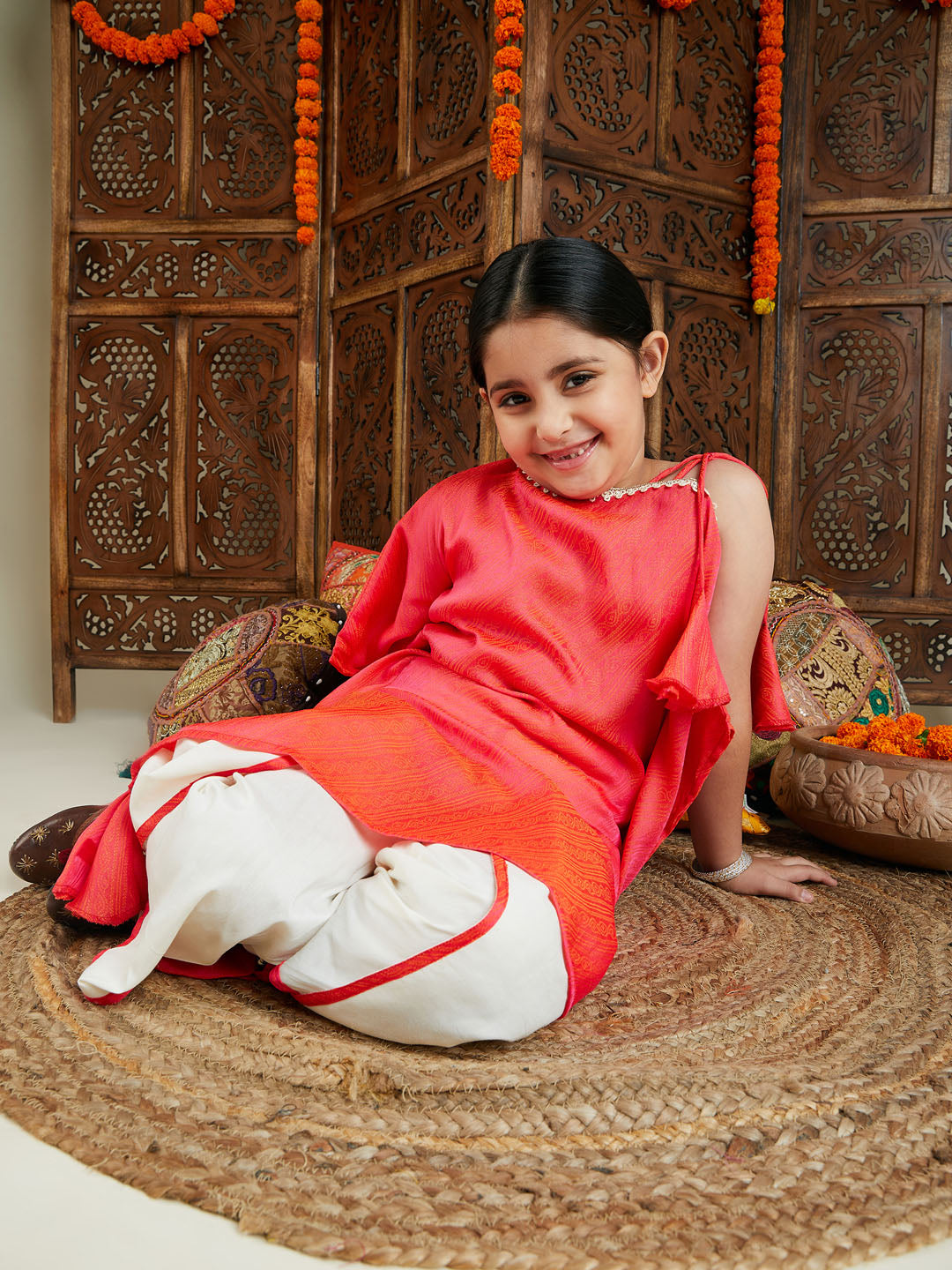 Girls' Rose Pink Jacquard Kaftan With Solid Dhoti Pant