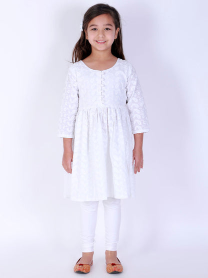 Vastramay Girl's White Pure Cotton Chikankari Kurta With Leggings