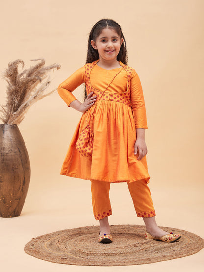 VASTRAMAY Orange Silk Blend Ethnic Print Kurta Pyjama Sibling Set