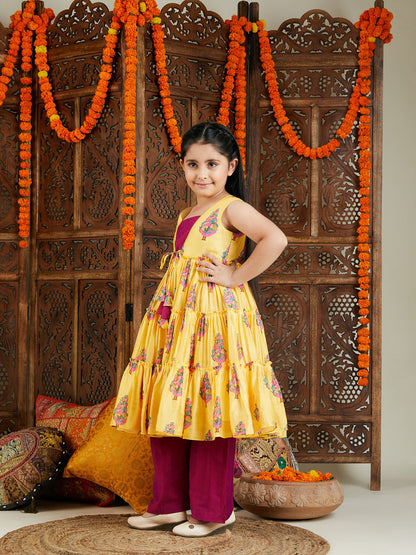 VASTRAMAY Girls' Yellow And Pink Ethnic Kurta Pant Set