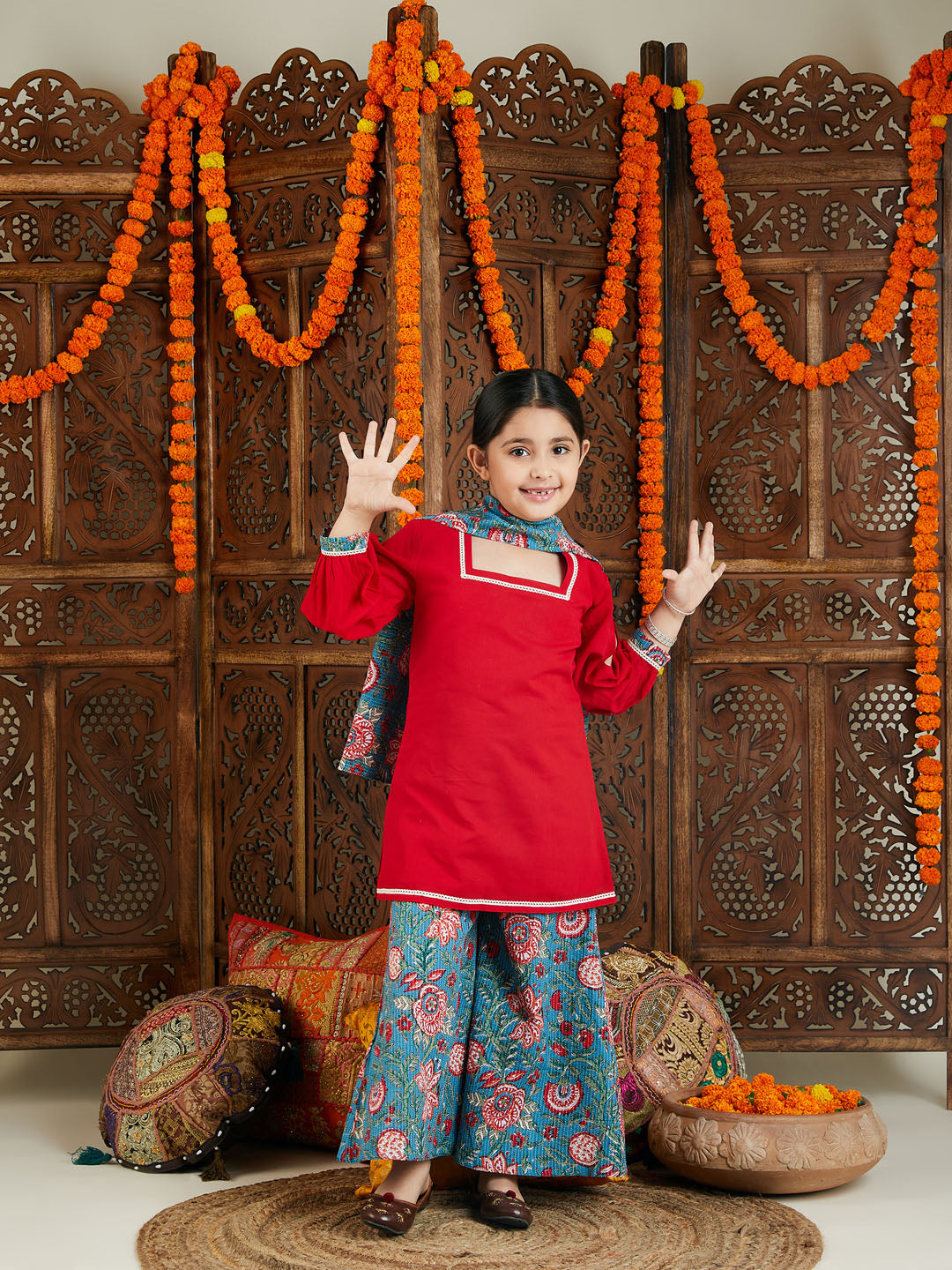 VASTRAMAY Girls Red kurta and Palazzo Pant Dupatta Set