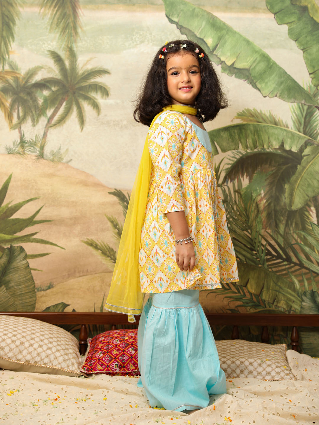 VASTRAMAY Girls Yellow Ikkat Print Sarara Set