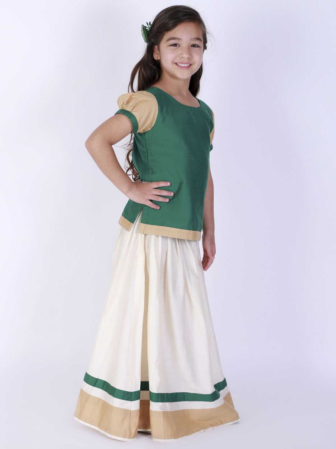 Vastramay Girl's Green & White Pavda Pattu Lehenga Choli Set