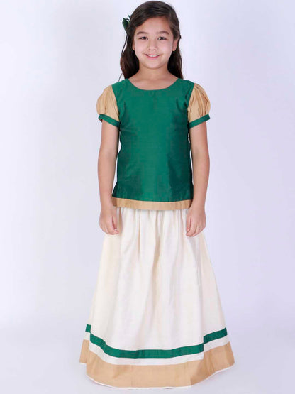 Vastramay Girl's Green & White Pavda Pattu Lehenga Choli Set