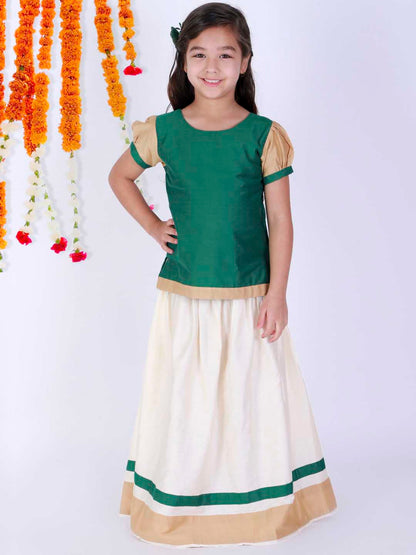 Vastramay Girl's Green & White Pavda Pattu Lehenga Choli Set