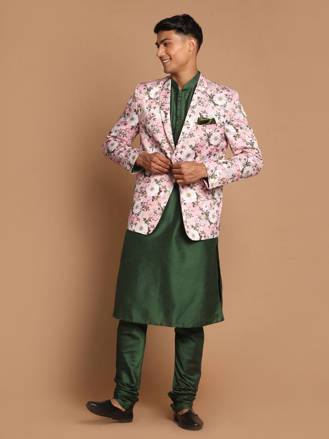 Vastramay Men's Pink Floral Print Blazer And Green Solid Viscose Kurta With Pajama Set