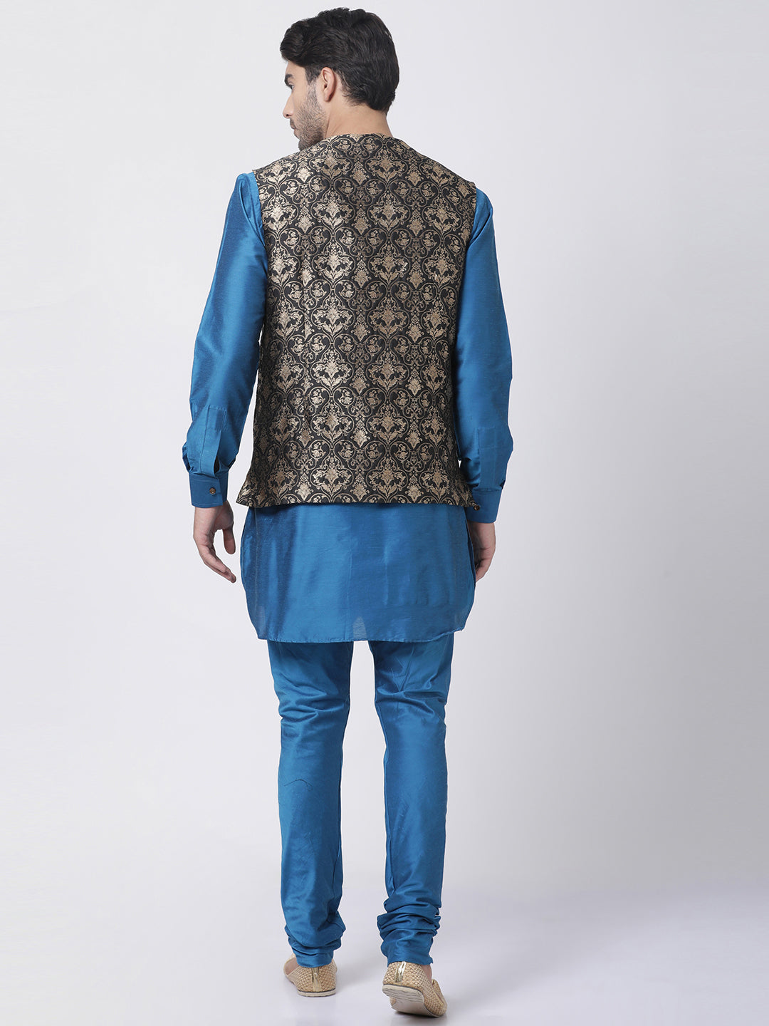 Vastramay Men's Firozi Blue Cotton Silk Blend Kurta, Ethnic Jacket With Churidar pajama  Set