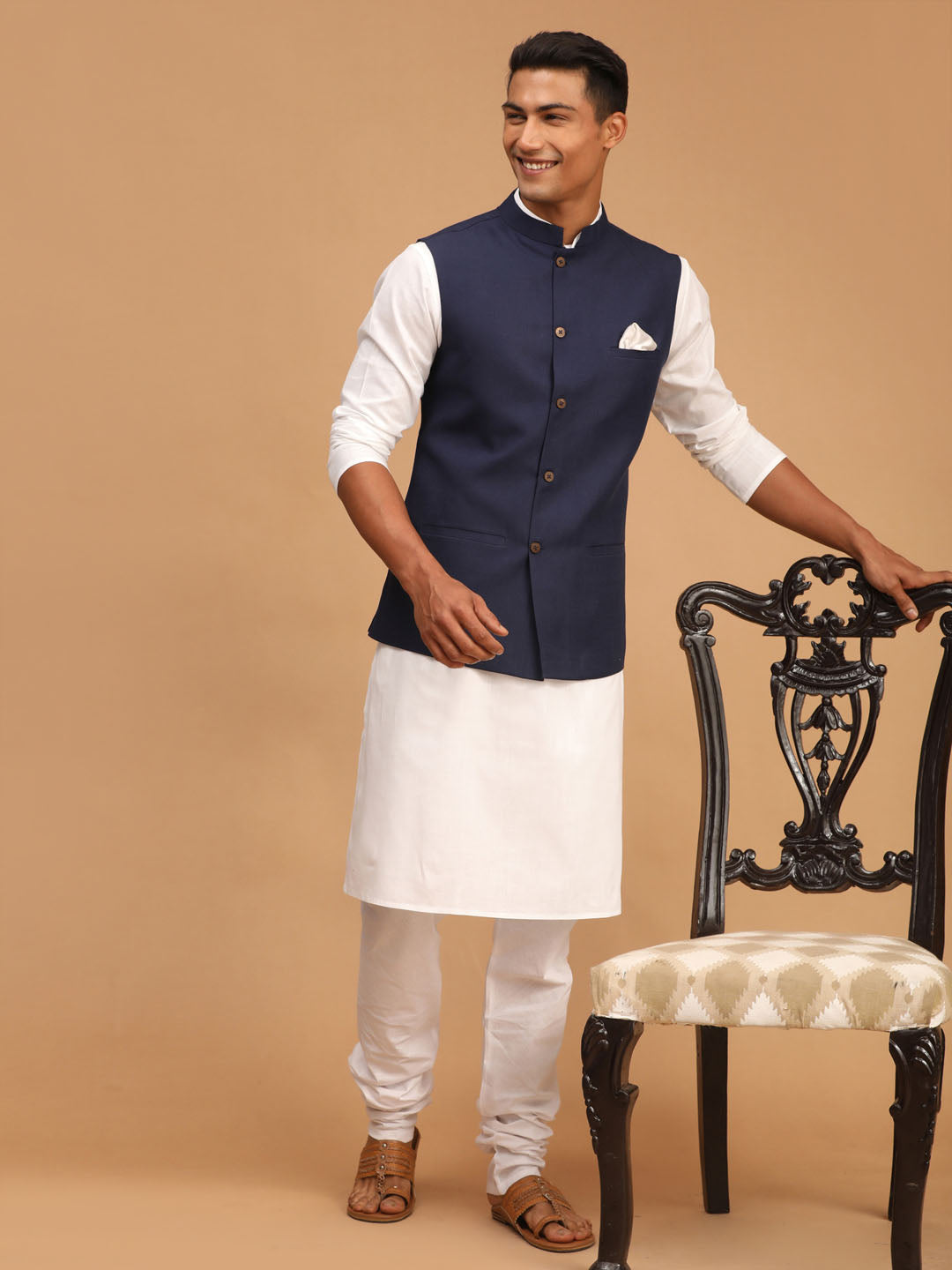 Vastramay mens navy blue solid cotton nehru jacket with white color kurta and pyjama set