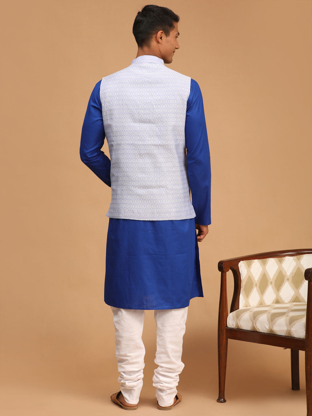 Vastramay mens lavender color cotton nehru jacket with blue kurta and white pyjama set