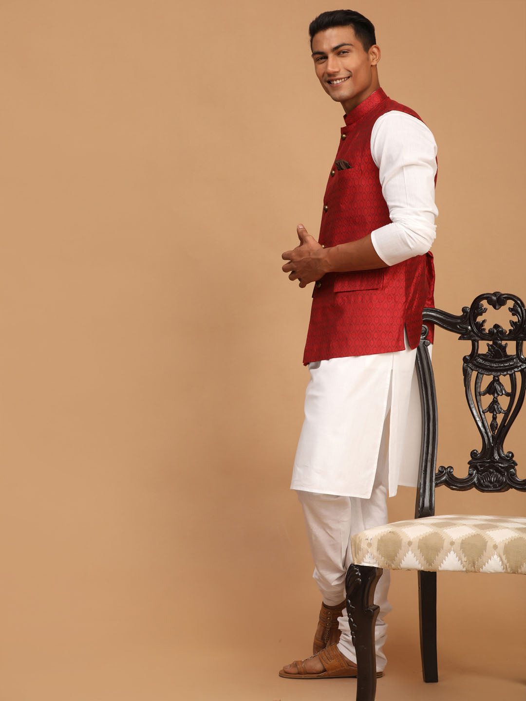 Vastramay mens maroon color cotton nehru jacket with white kurta and pyjama set