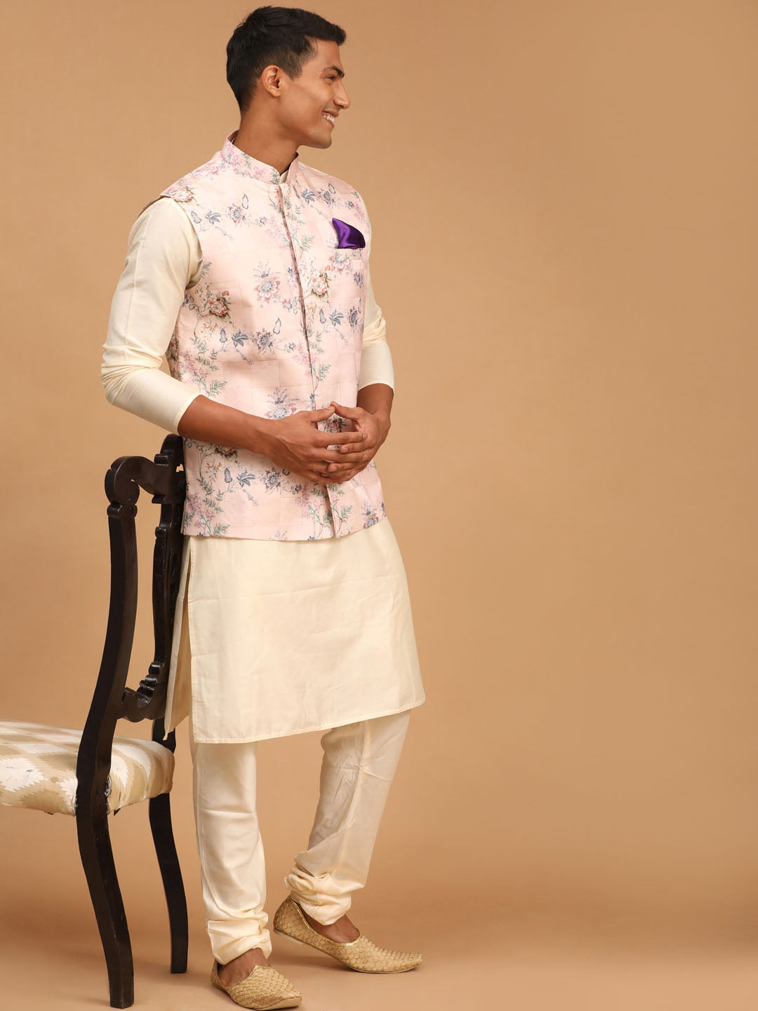 Vastramay light pink floral print nehru jacket and cream solid kurta with pyjama set