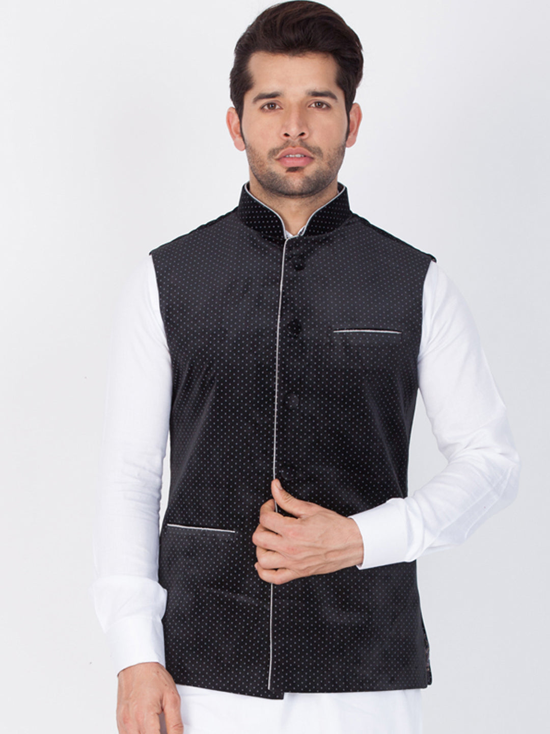 Vastramay  Men's Black Velvet Ethnic Jacket