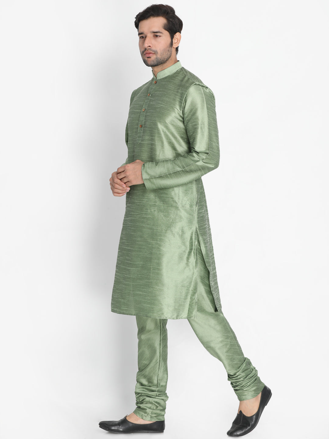 Vastramay Men's Light Green Cotton Silk Blend Kurta and Pyjama Set