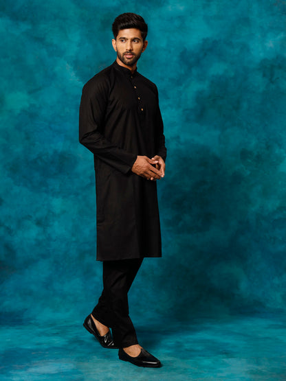 VASTRAMAY Men's Black Cotton Blend Kurta Pyjama Set