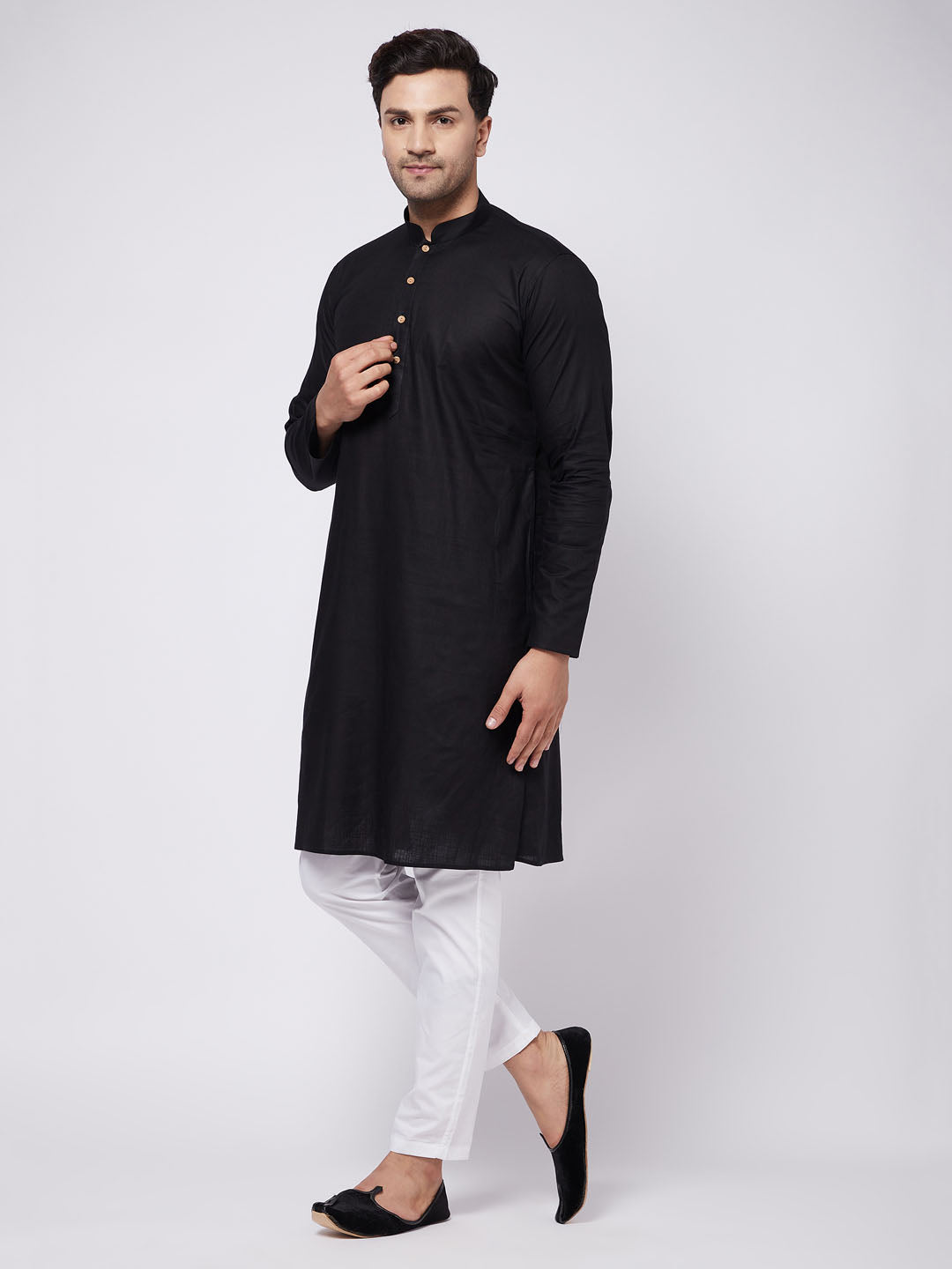 Vastramay Men's Black Solid Cotton Blend Kurta & White Pyjama Set