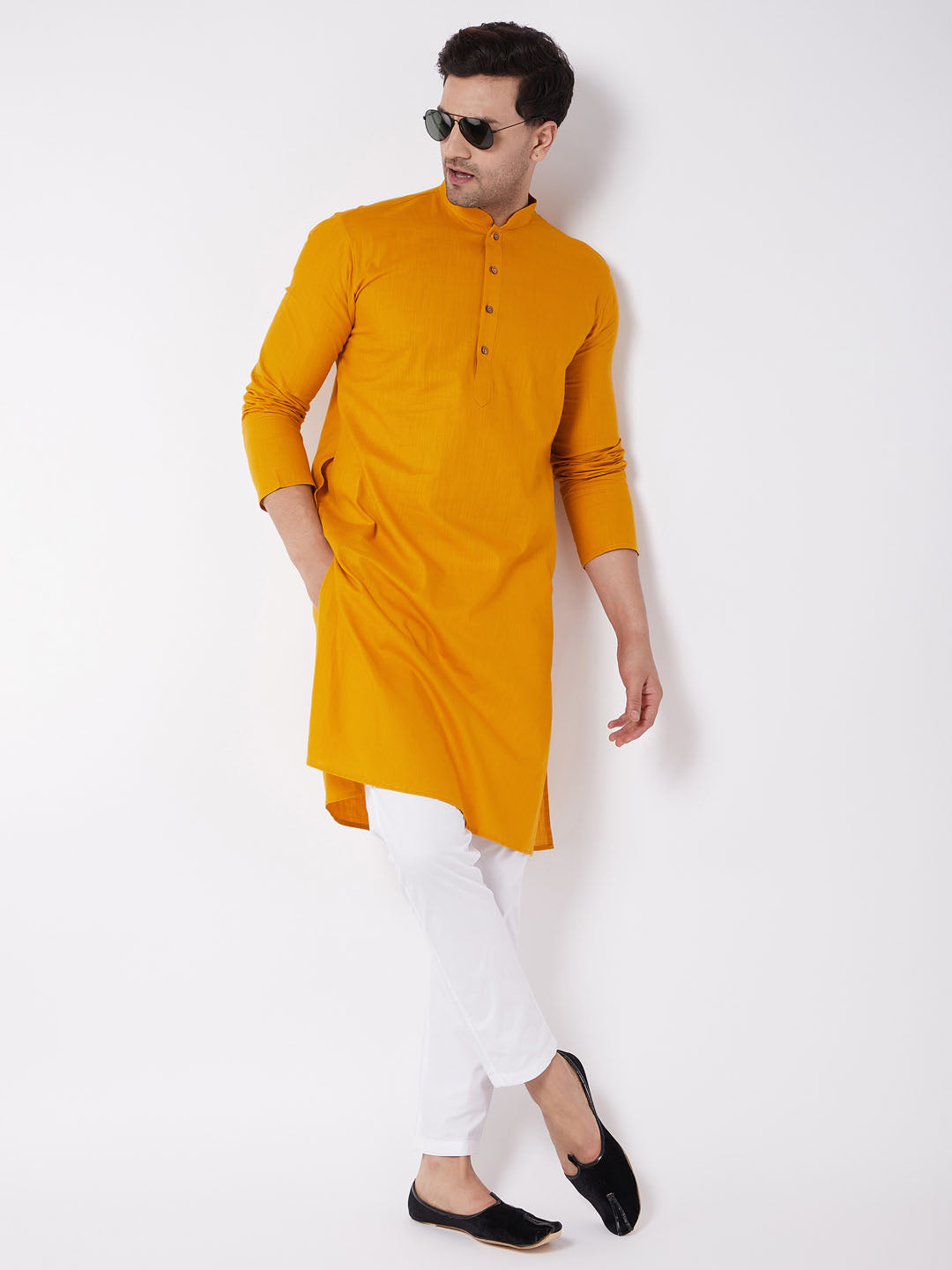 Vastramay Men's Mustard And White Solid Cotton Blend Kurta Pyjama Set