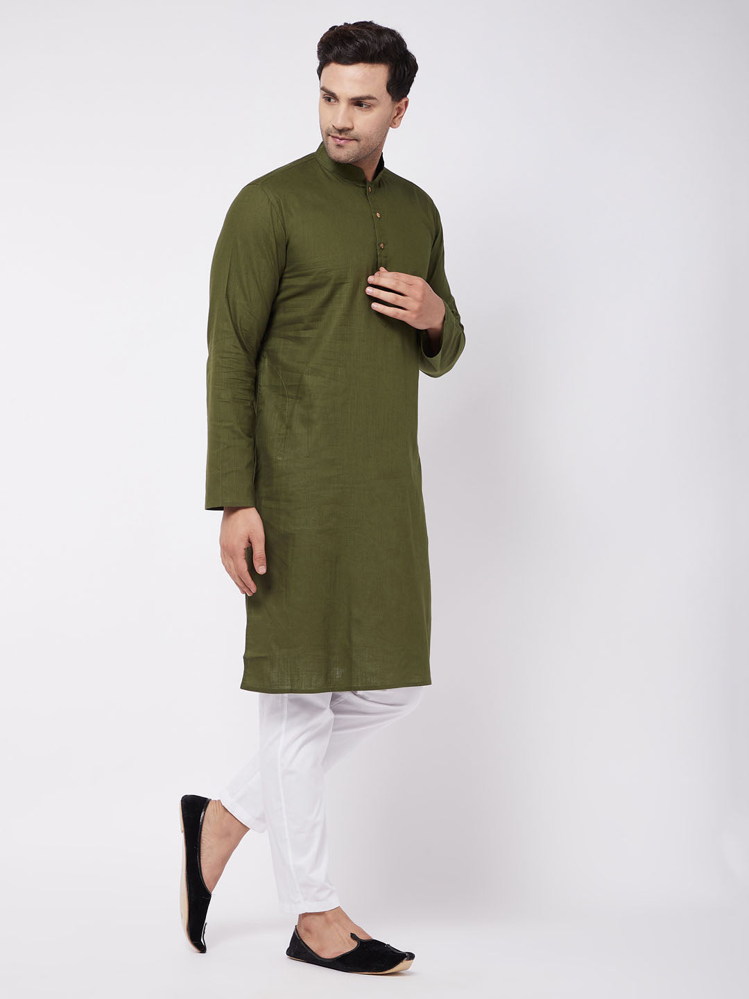 Vastramay Men's Mehendi Green Solid Cotton Blend Kurta And White  Pyjama Set