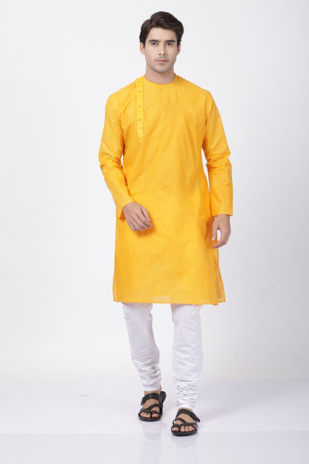 Vastramay Men's Yellow Cotton Blend Kurta