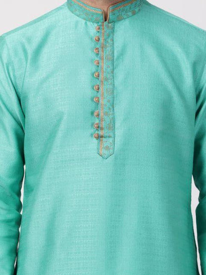 Vastramay Men's Green Cotton Silk Blend Kurta