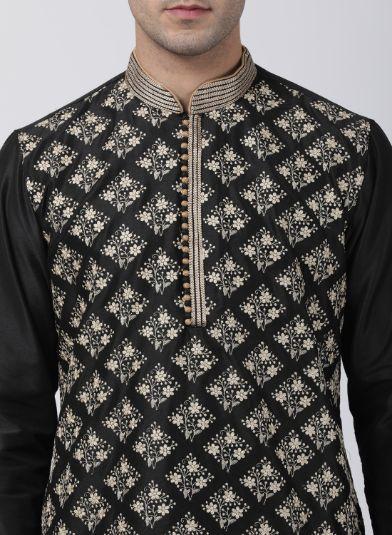 Vastramay Men's Black Cotton Silk Blend Kurta