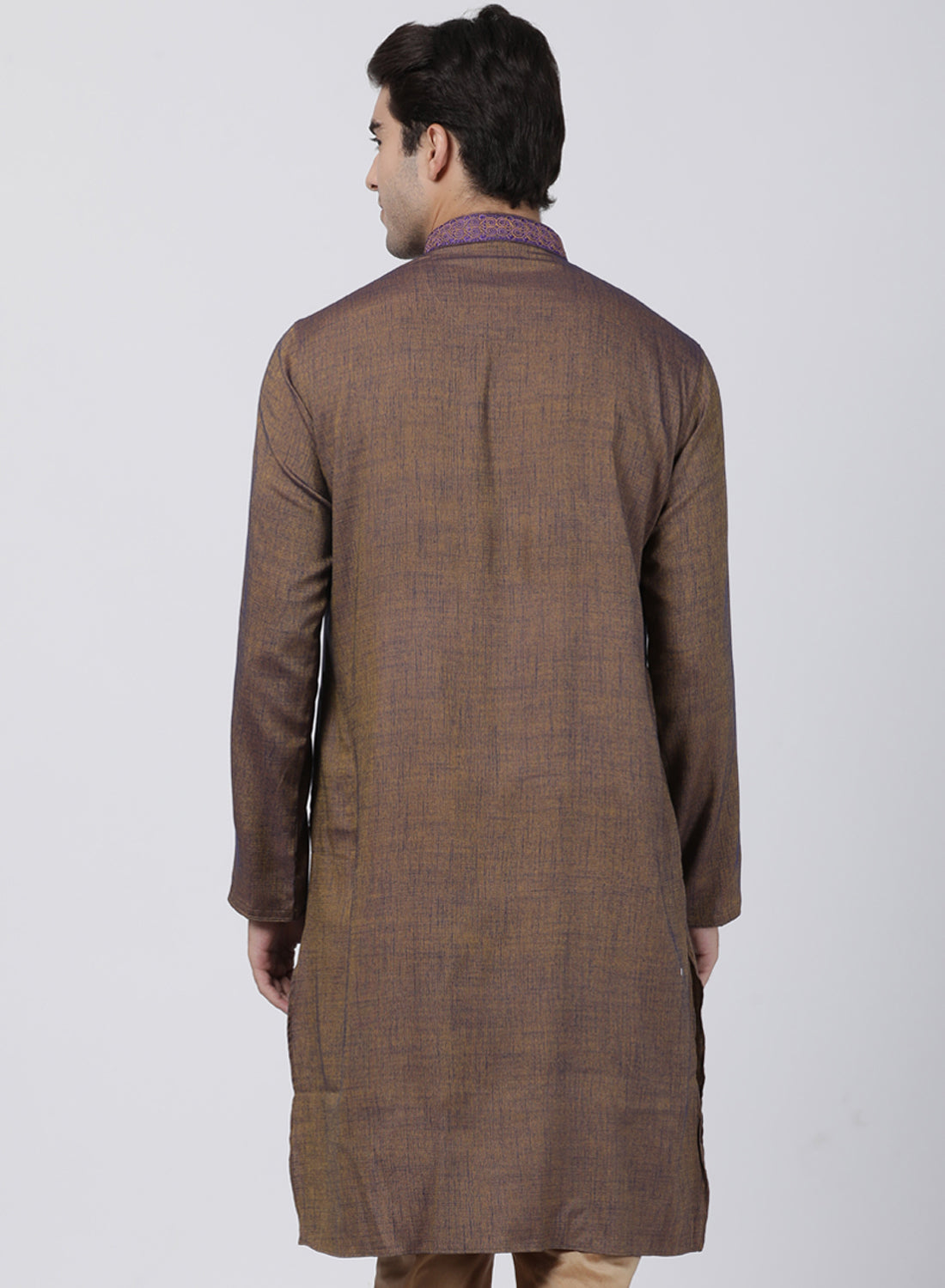 Vastramay Men's Brown Cotton Blend Kurta
