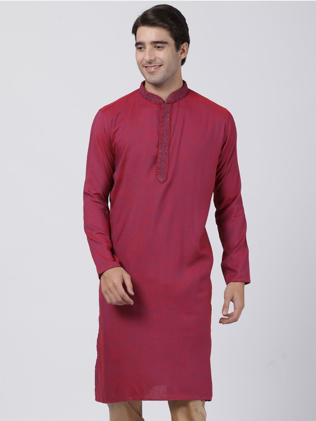 Vastramay Men's Purple Cotton Blend Kurta