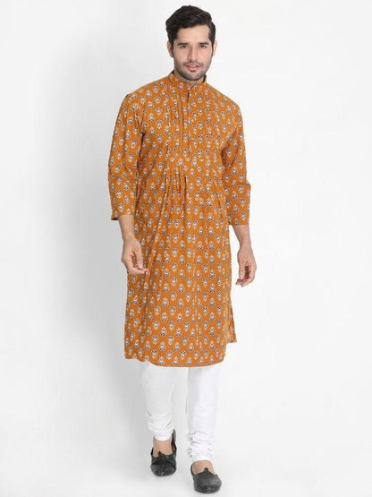 Vastramay Men's Yellow Cotton Blend Kurta