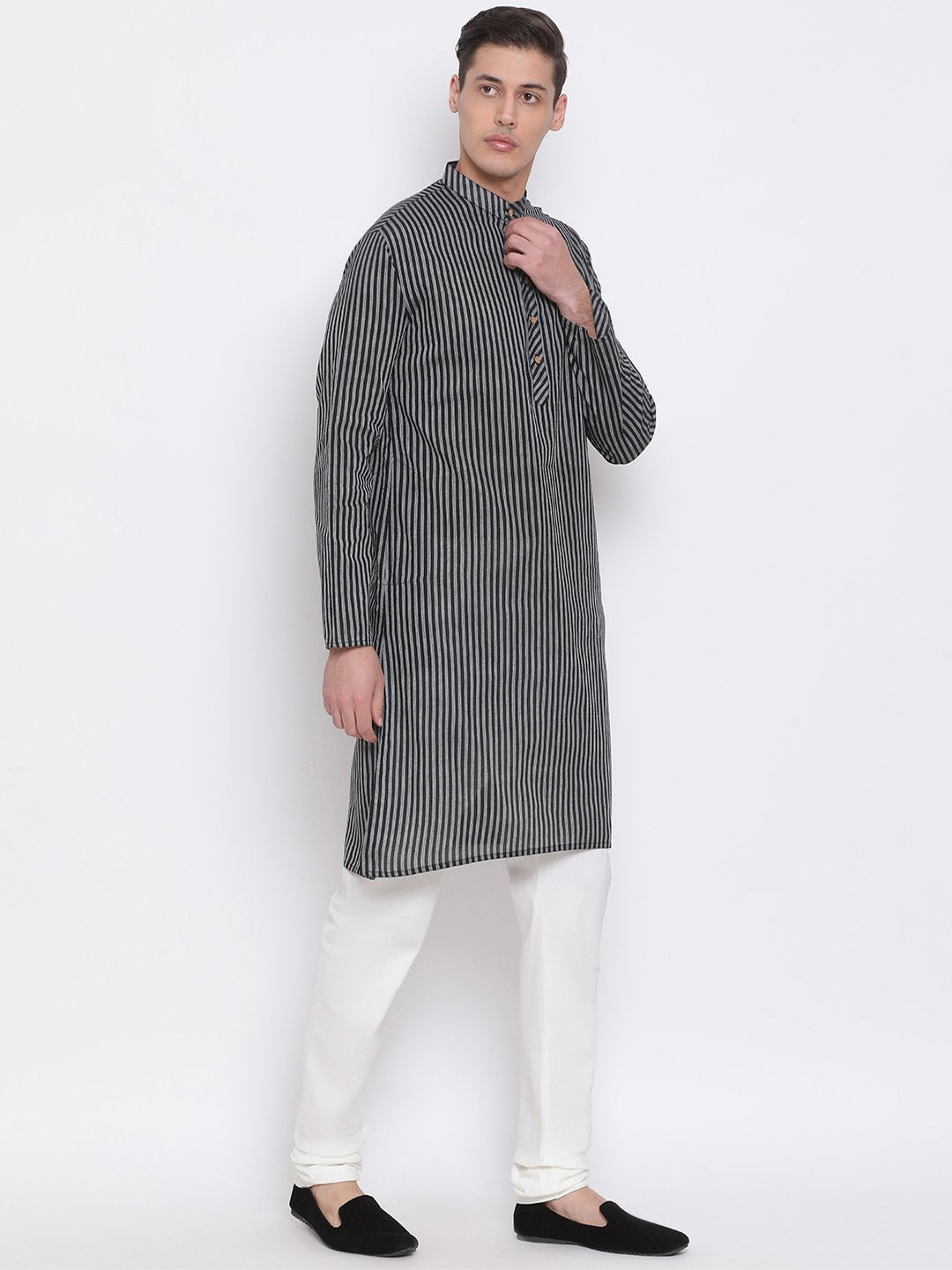 Vastramay Men's Black Pure Cotton Kurta and Pyjama Set