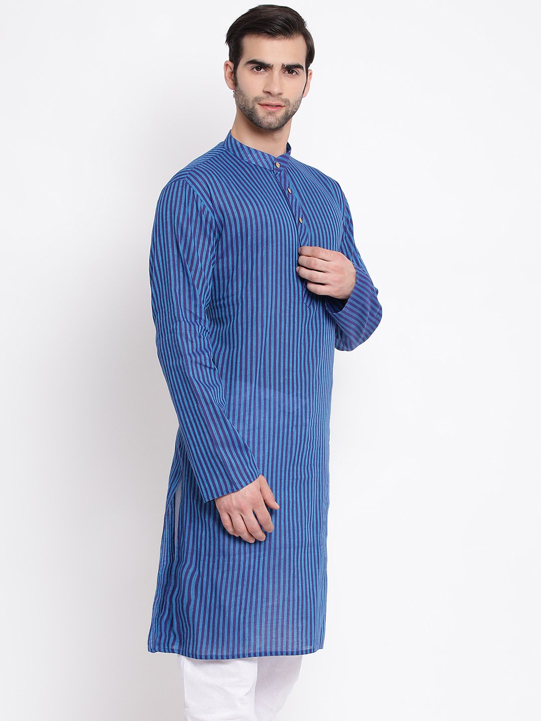 Vastramay Men's Blue Pure Cotton Kurta