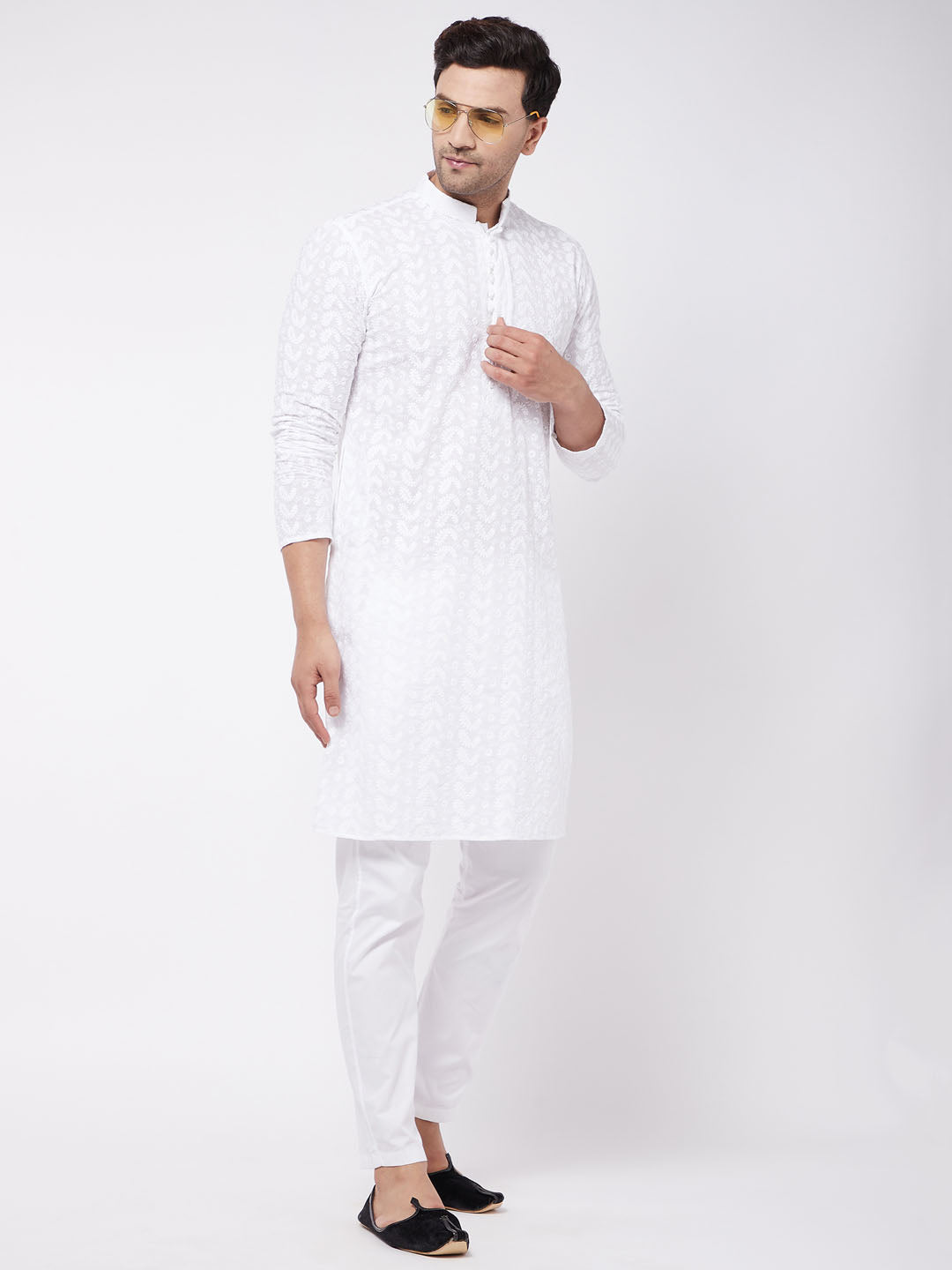 Vastramay Men's White Pure Cotton Chikankari Kurta With Pant Set