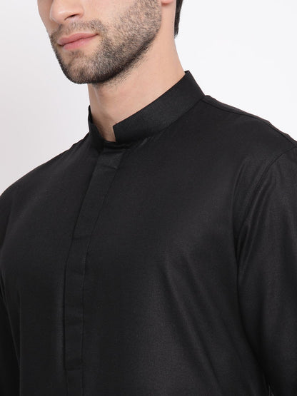 Vastramay Men's Black Cotton Blend Kurta