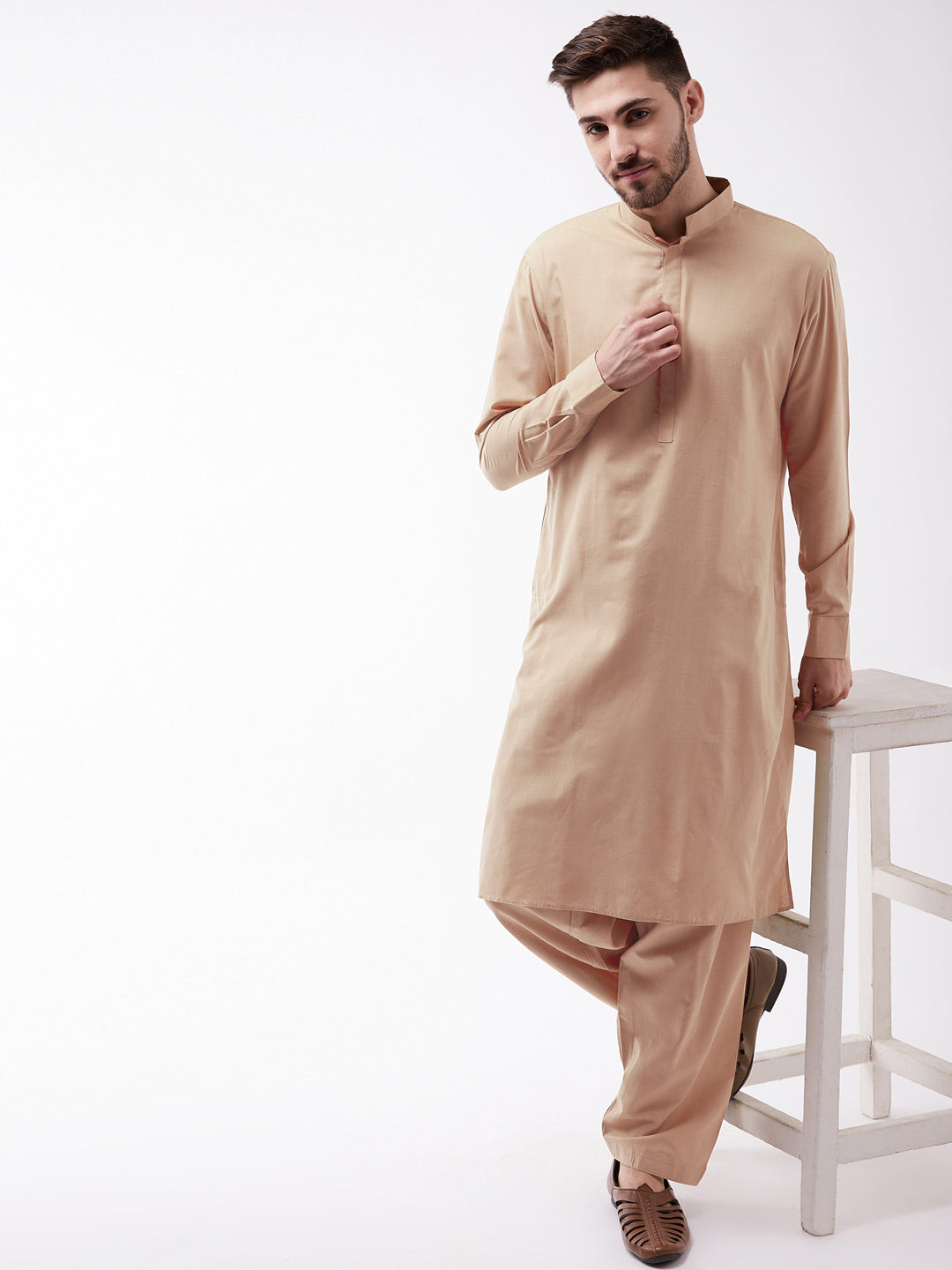 Vastramay Men's Chiku Cotton Blend Kurta and Pyjama Set