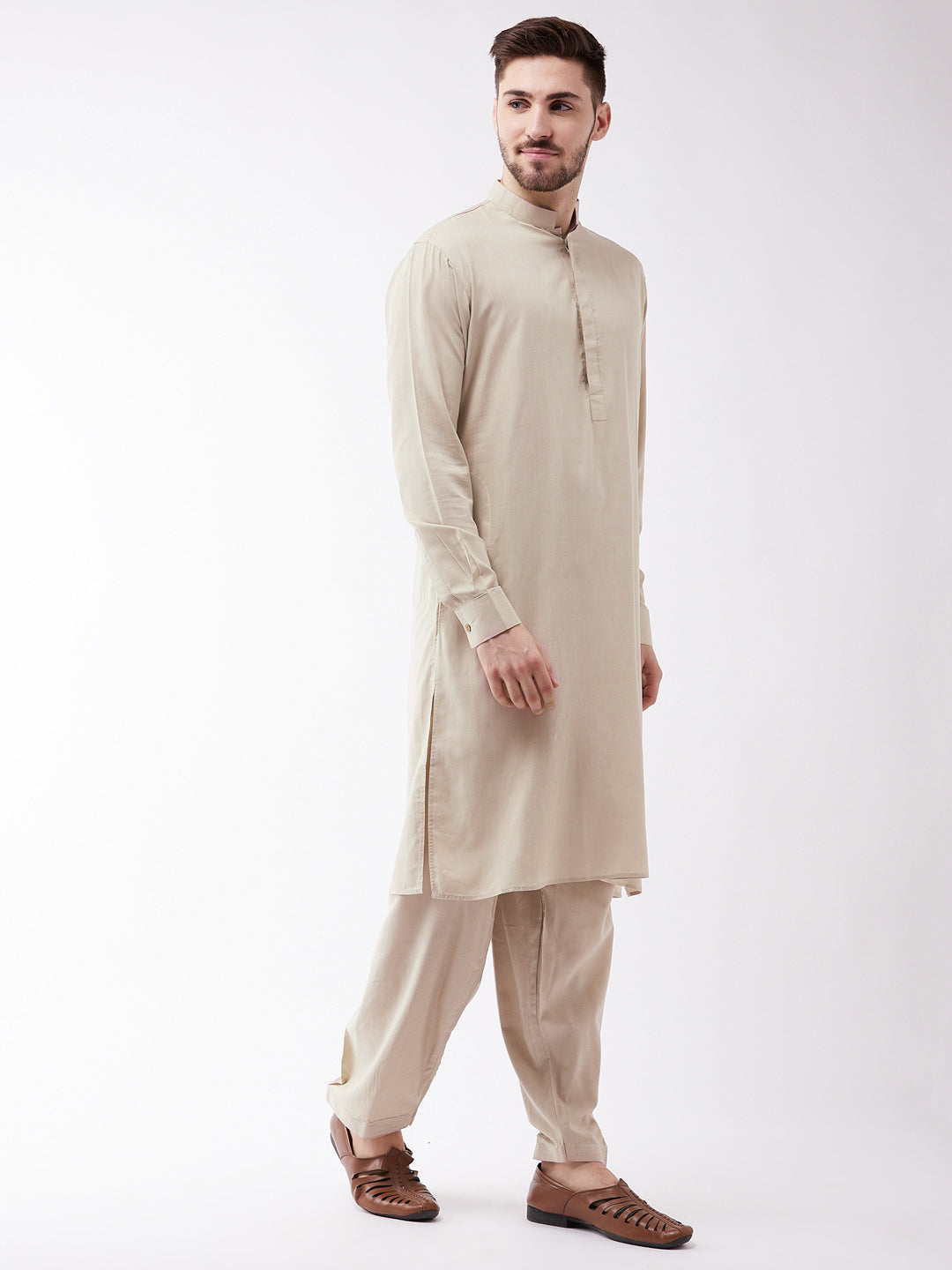 Vastramay Men's Green Cotton Blend Kurta and Pyjama Set