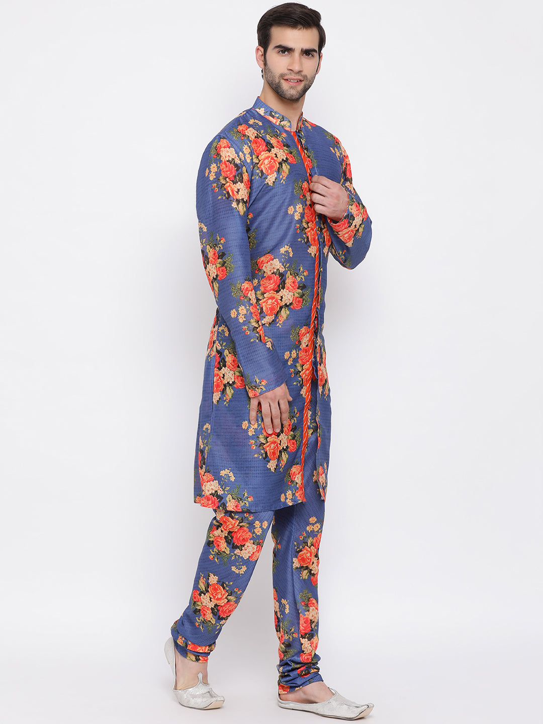 Vastramay  Blue Floral Printed Kurta Pyjama Set With Leharia Border