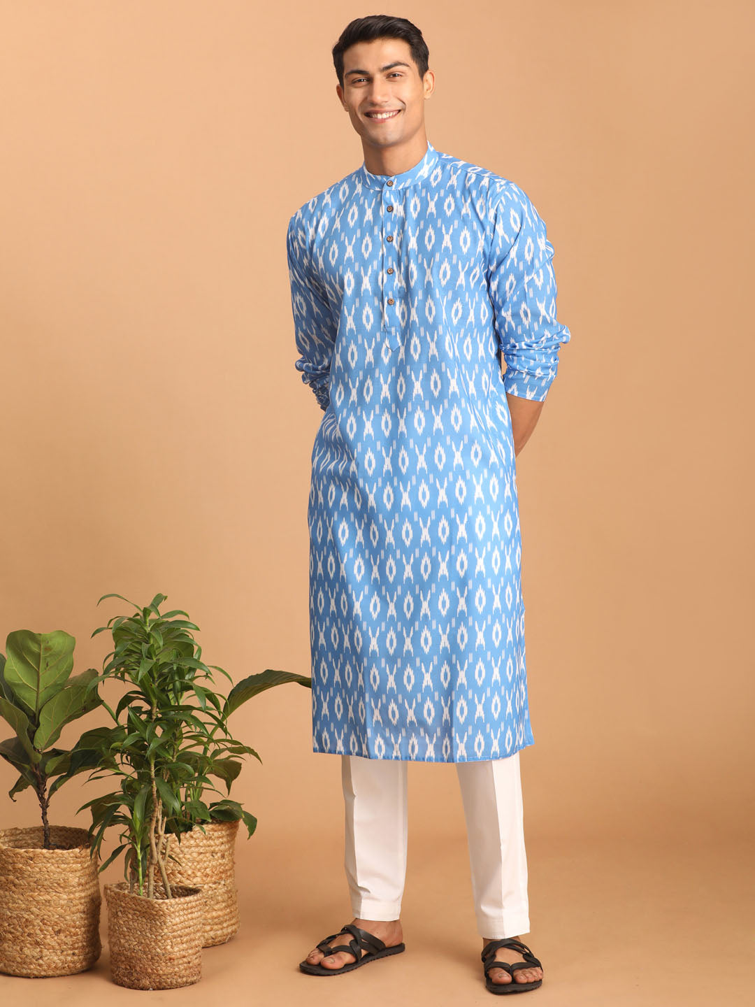 VASTRAMAY Men's Aqua Blue Ikkat Print Cotton Kurta With Pant set