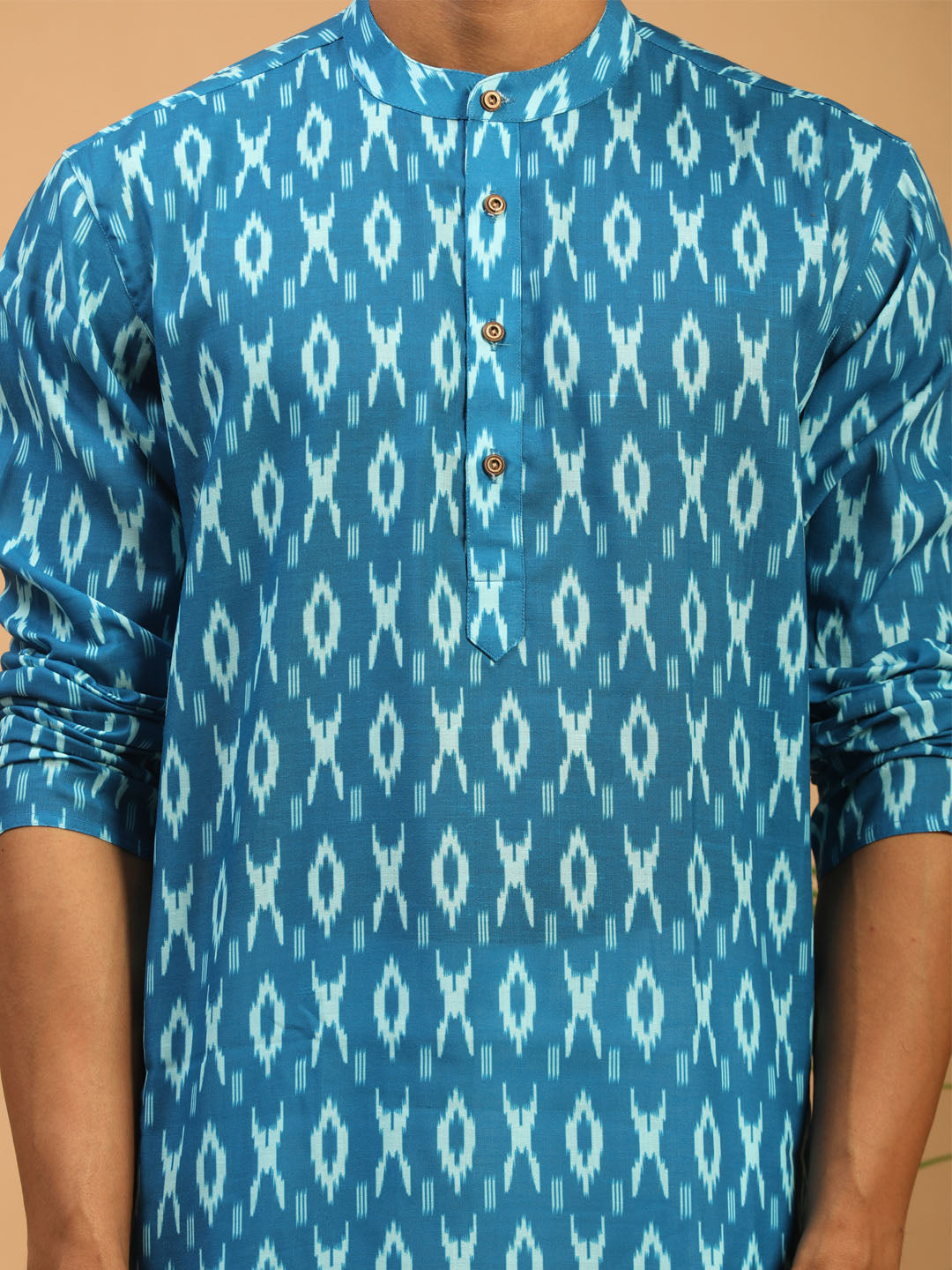 Vastramay Men's Turquoise Ikkat Print Cotton Kurta