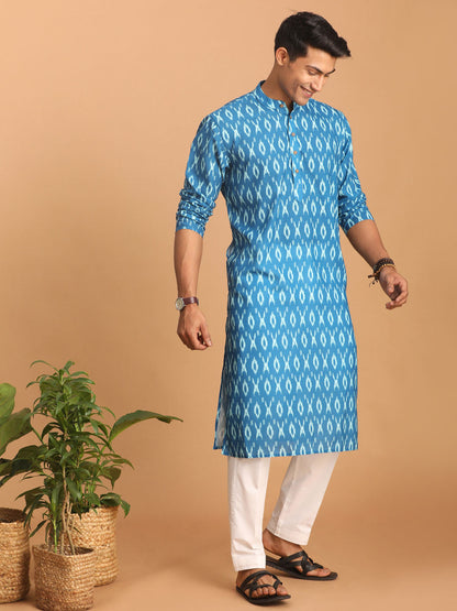 VASTRAMAY Men's Turquoise Blue Ikkat Print Cotton Kurta With Pant set