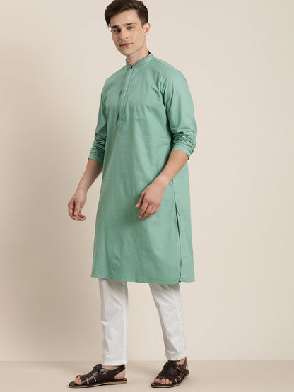 Vastramay Men's Green And White Cotton Blend Kurta And Pyjama Set