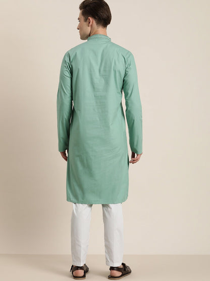 Vastramay Men's Green And White Cotton Blend Kurta And Pyjama Set