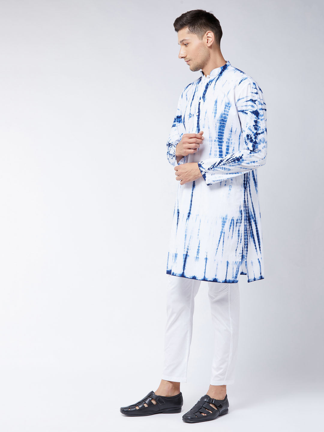 vastramay mens blue and white cotton tie dye kurta and solid pant style cotton pyjama set