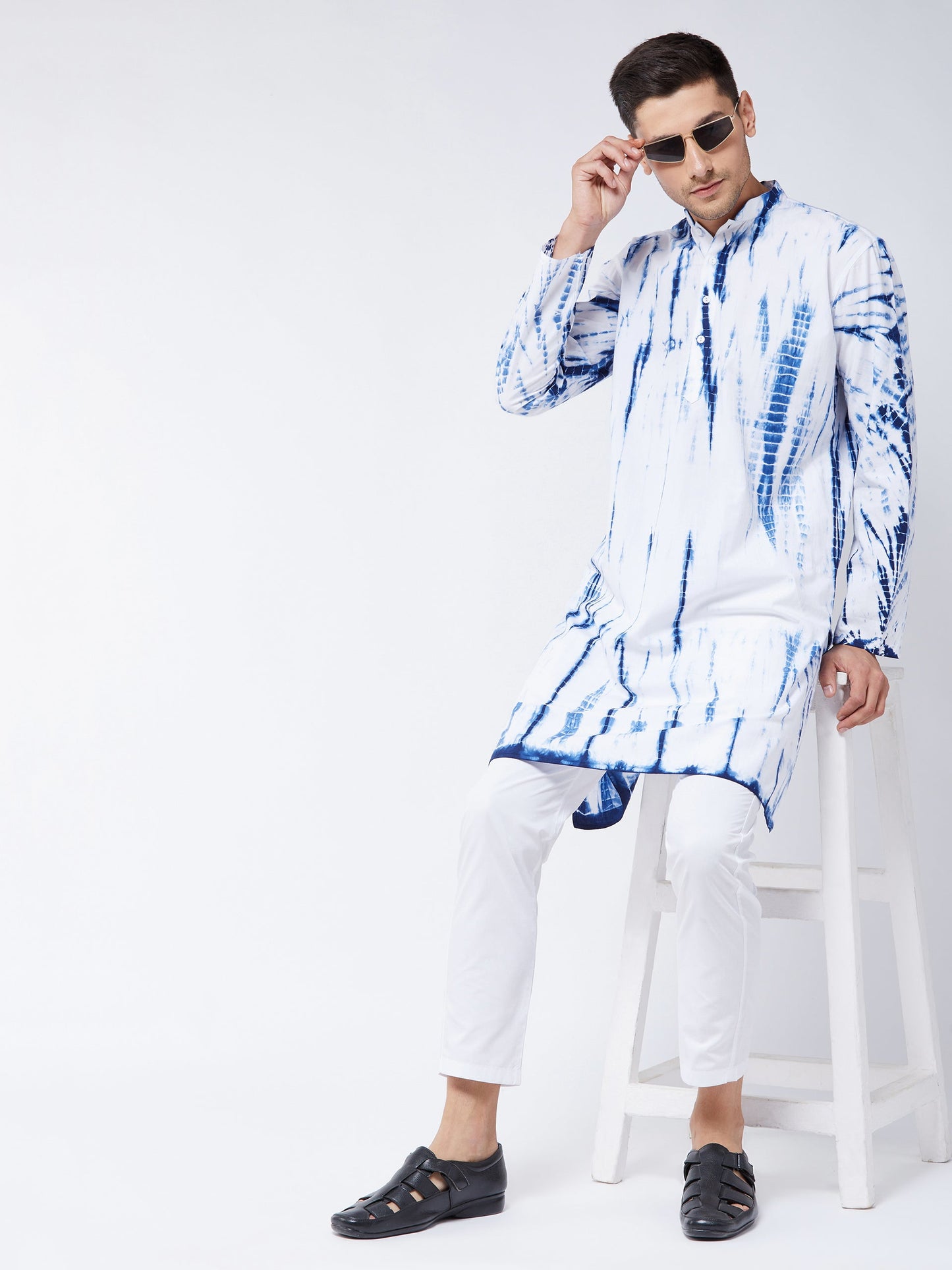 vastramay mens blue and white cotton tie dye kurta and solid pant style cotton pyjama set