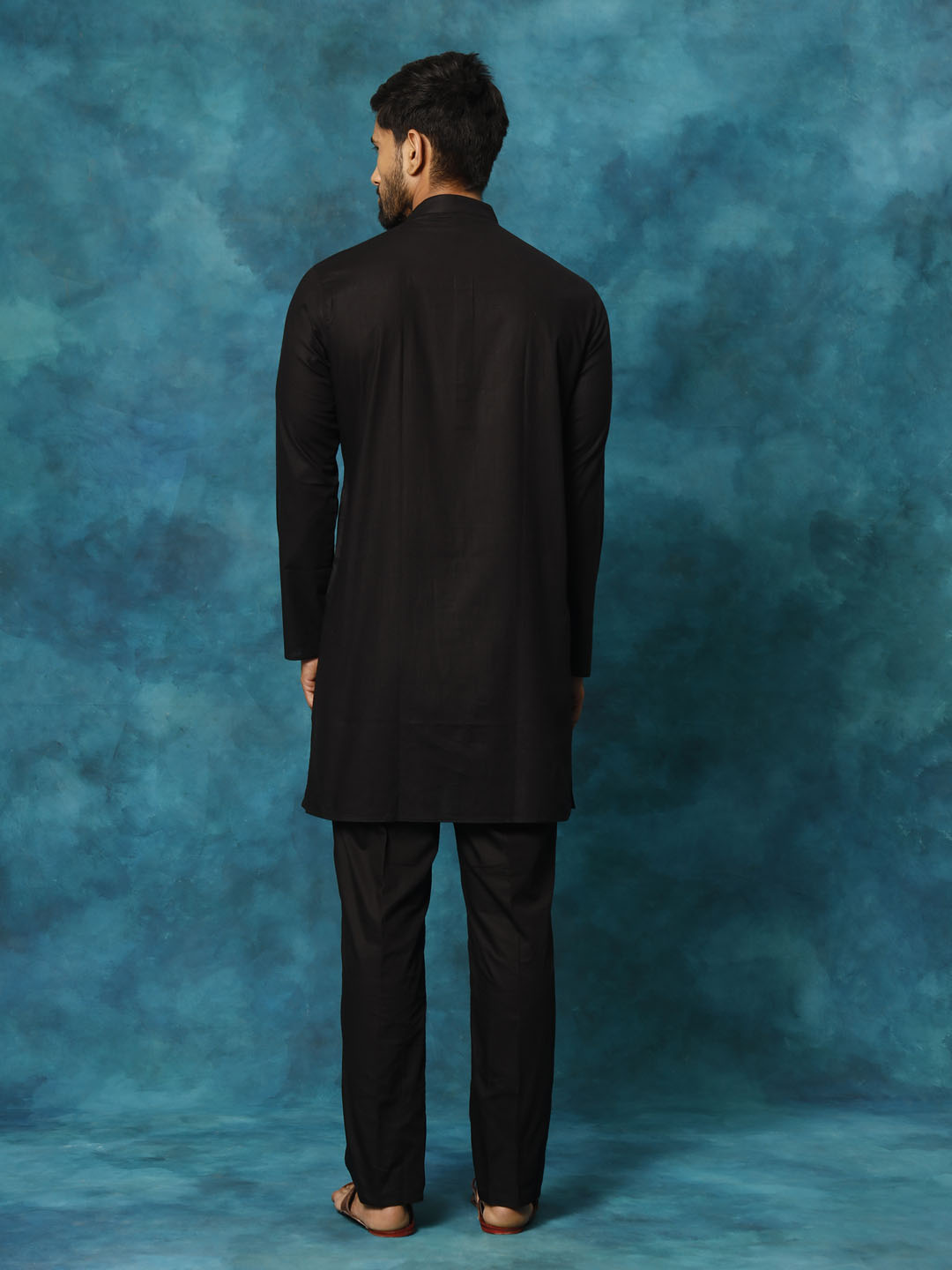 VASTRAMAY Men's Black Cotton Blend Kurta Pyjama Set